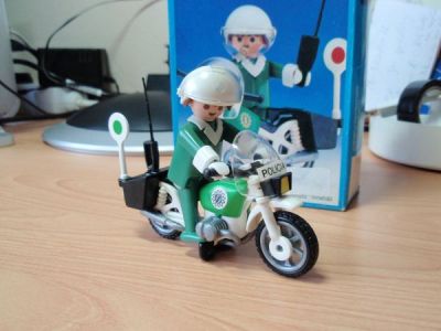 playmobil police motorbike